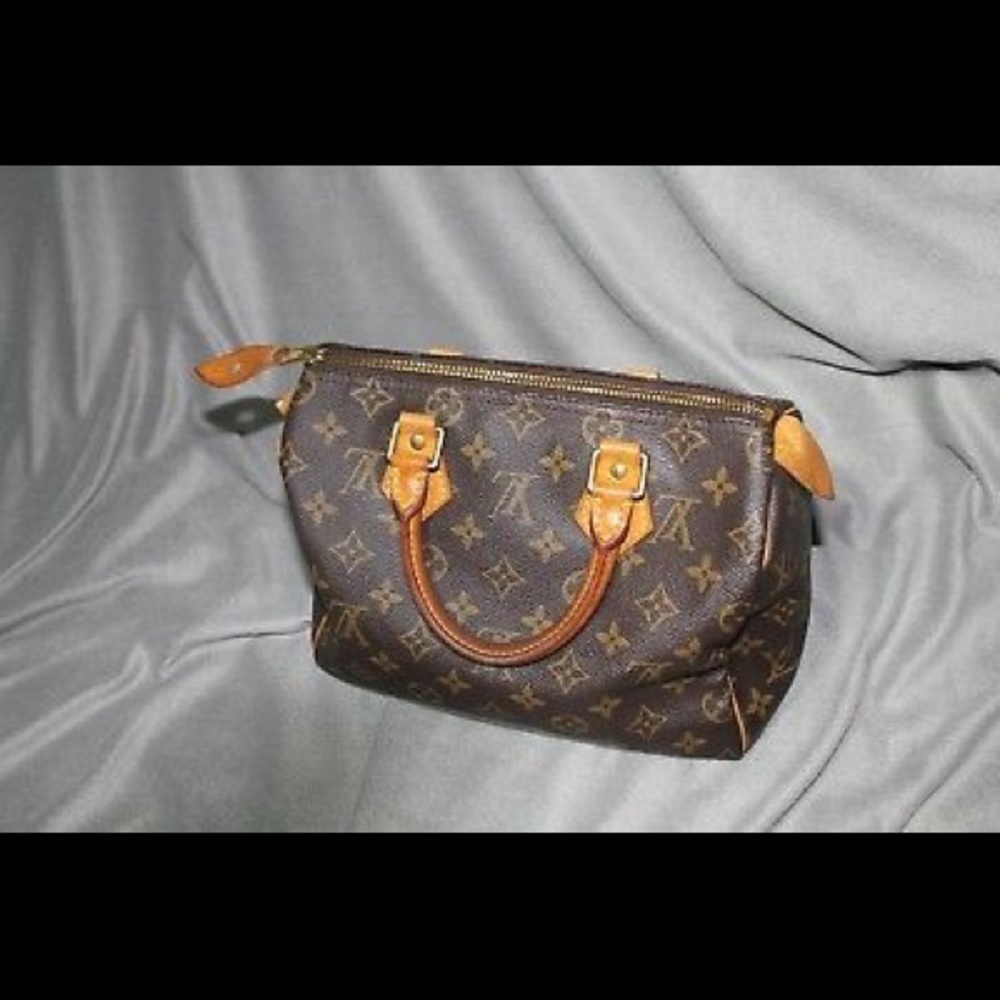 LV Speedy Authentic